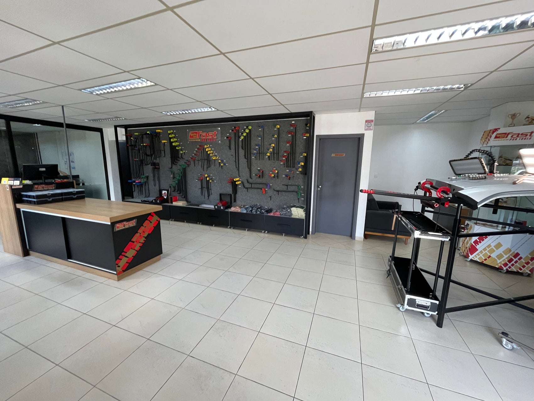 Our Facilities: National Structure for PDR Professionals - Fast PDR Tools
